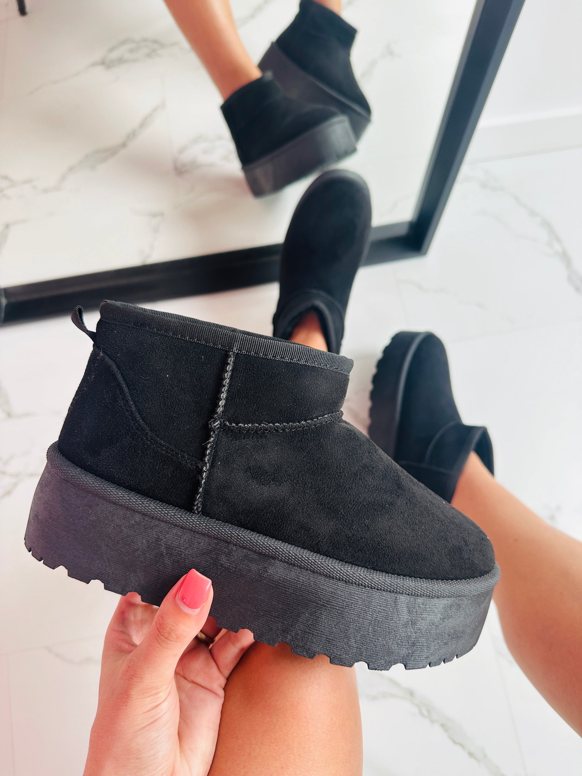 Natalie® | Colinda All black boots