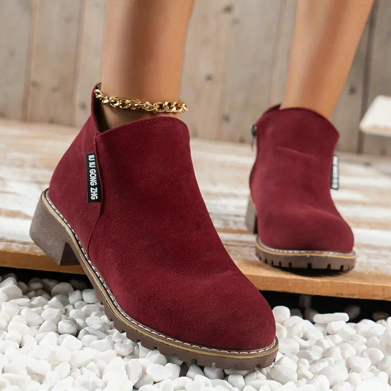 Reyes® | Versatile flat bottom leather boot