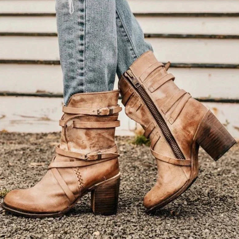 Fabiola® | Timeless and supportive orthopedic boots