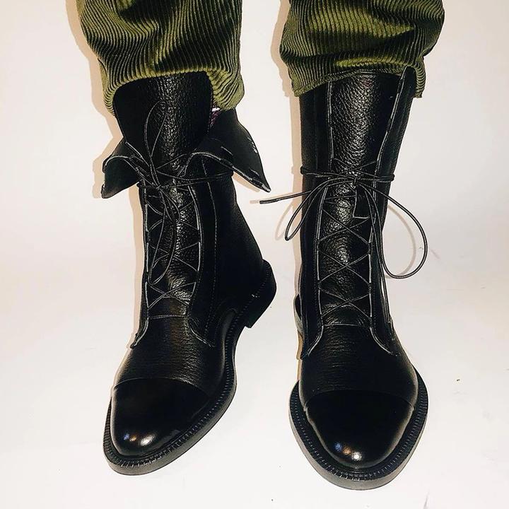 Eleganckie Ortopedyczne Kozaki z Unikalnym Wzorem
