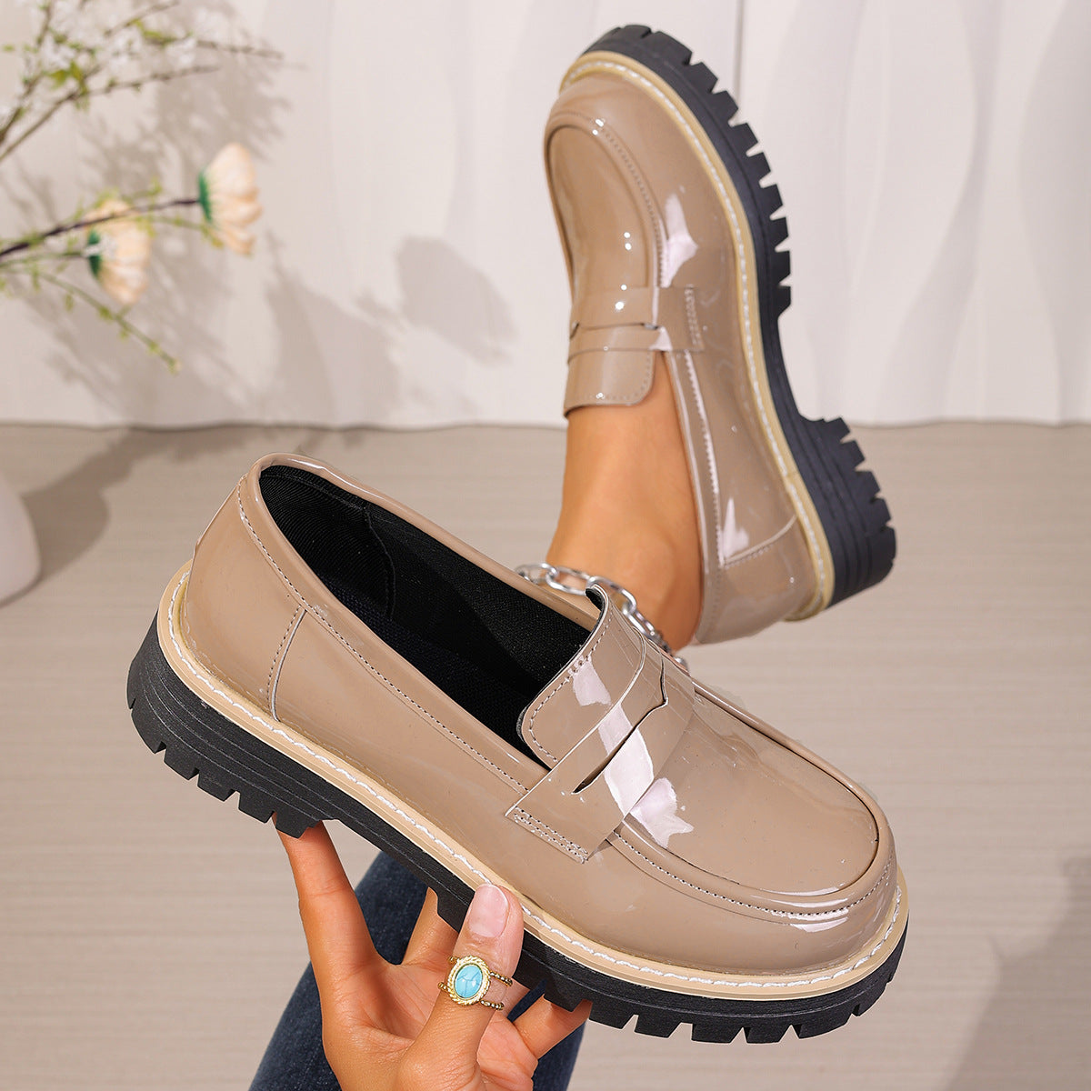 Klasyczne Ortopedyczne Buty w Ponadczasowym Stylu