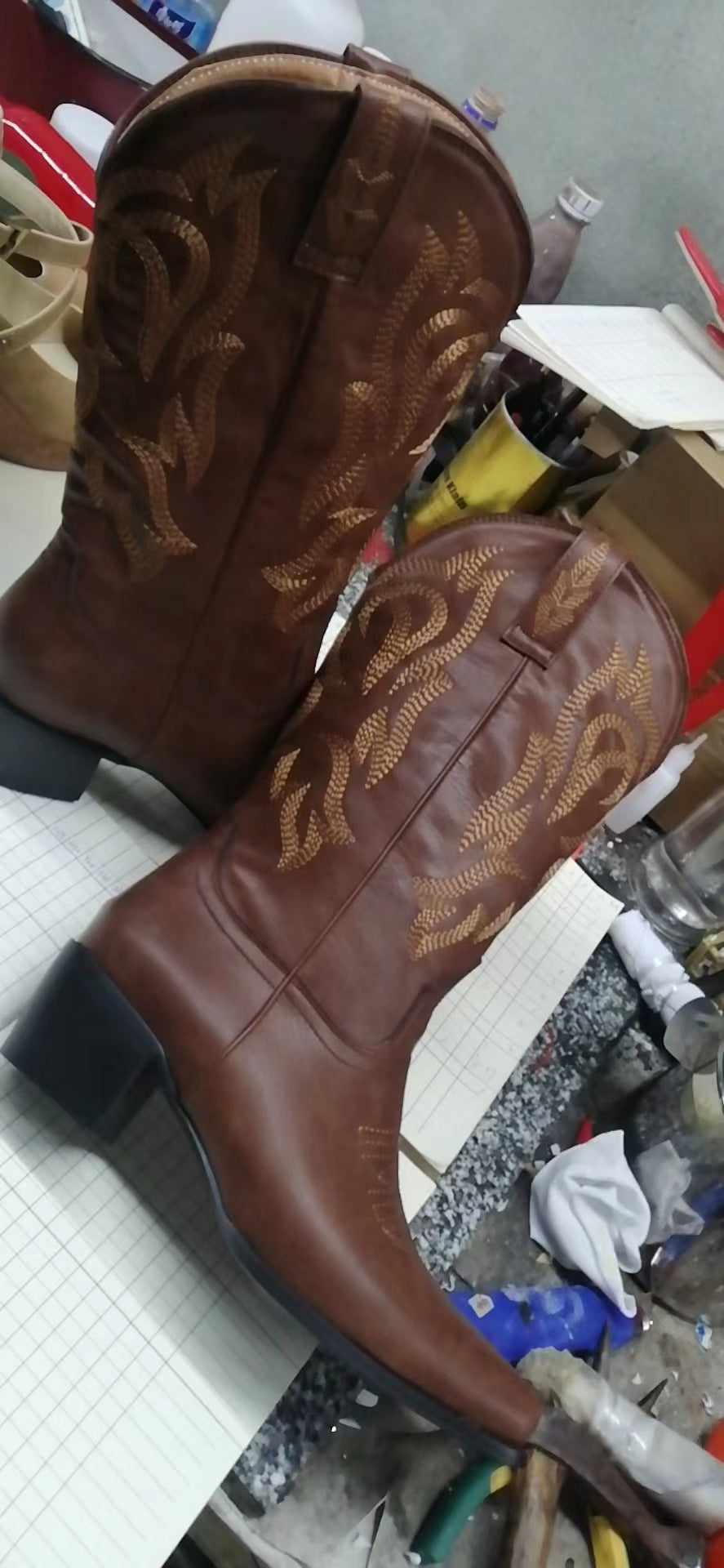 Eleganckie Ortopedyczne Kozaki z Unikalnym Wzorem