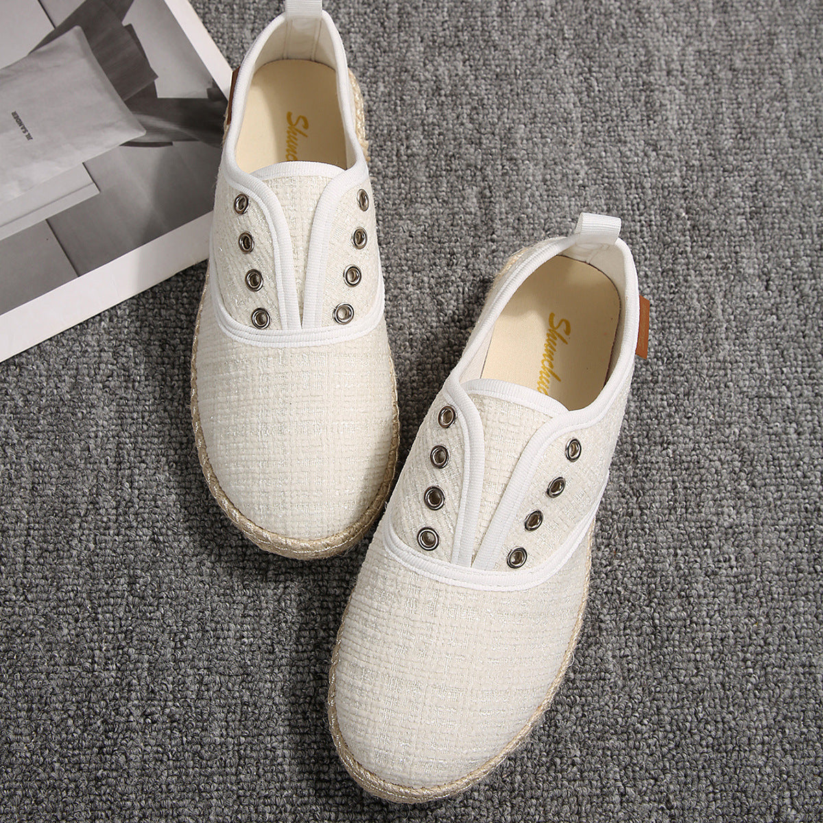 Eleganckie Ortopedyczne Buty z Unikalnym Wzorem