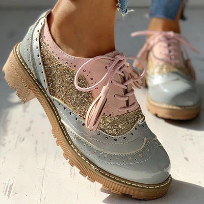 Eleganckie Ortopedyczne Buty z Unikalnym Wzorem