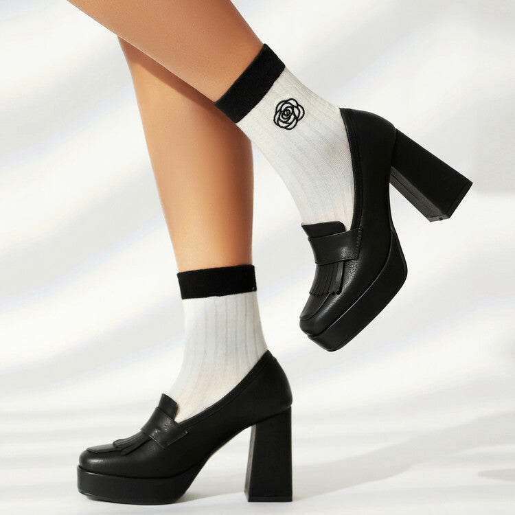 Eleganckie Ortopedyczne Buty z Unikalnym Wzorem