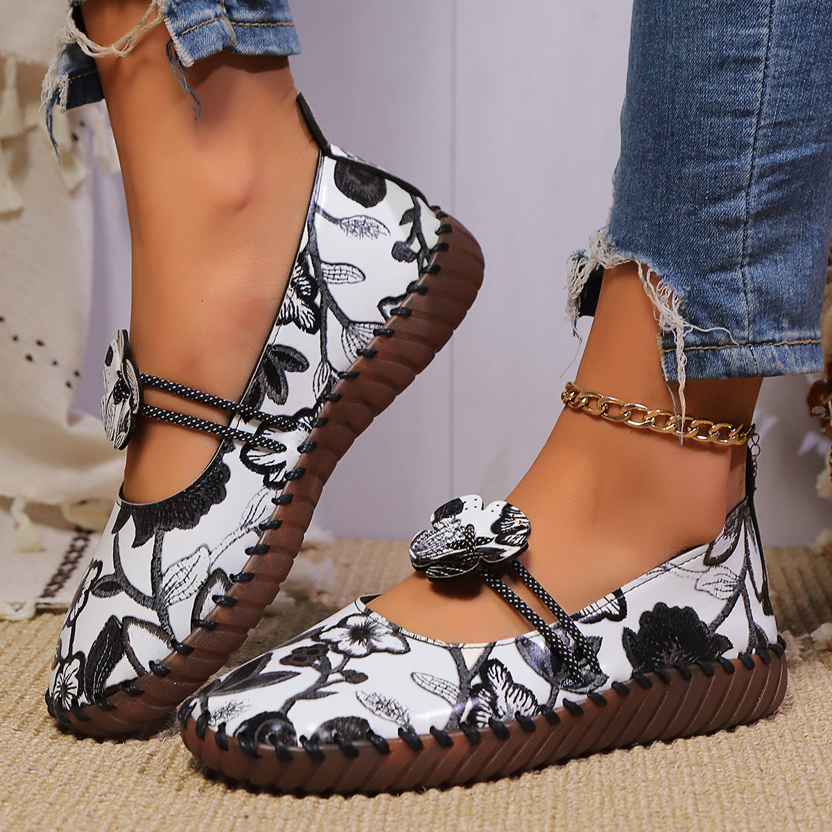Eleganckie Ortopedyczne Buty z Unikalnym Wzorem