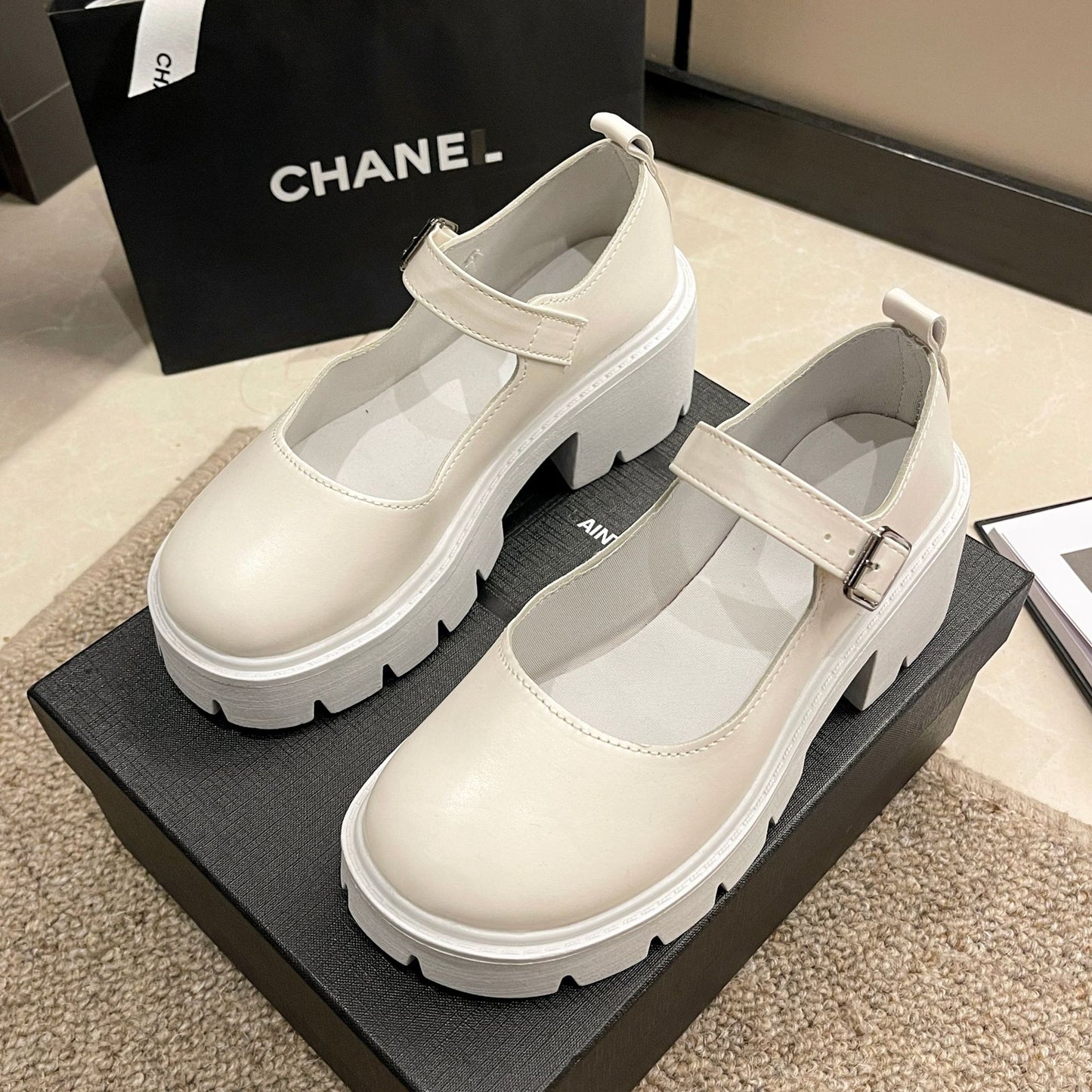 Klasyczne Ortopedyczne Buty w Ponadczasowym Stylu