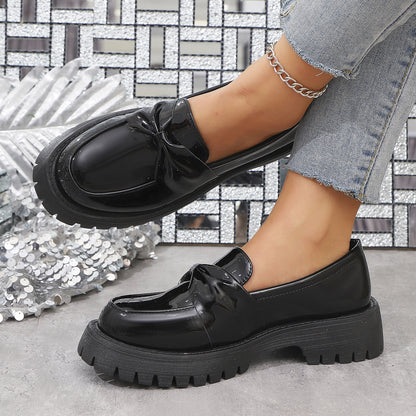 Pełne Wdzięku Ortopedyczne Buty w Nowoczesnym Stylu