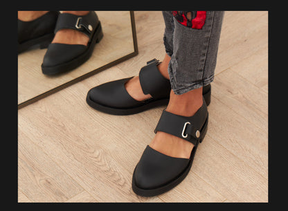 Eleganckie Ortopedyczne Buty z Unikalnym Wzorem