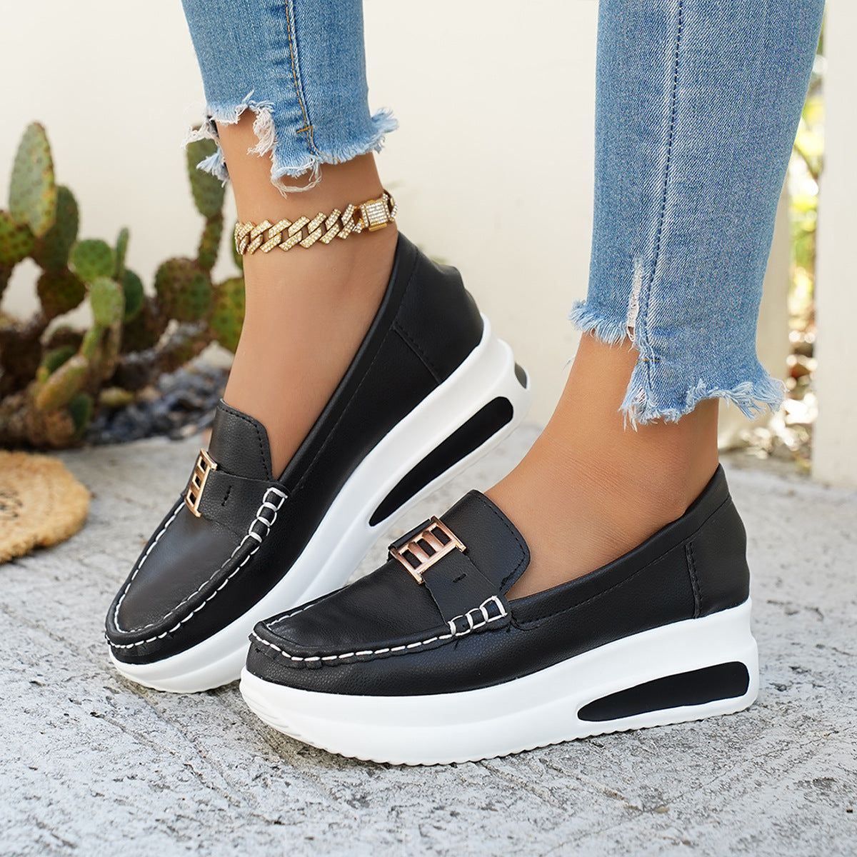 Eleganckie Ortopedyczne Buty z Unikalnym Wzorem