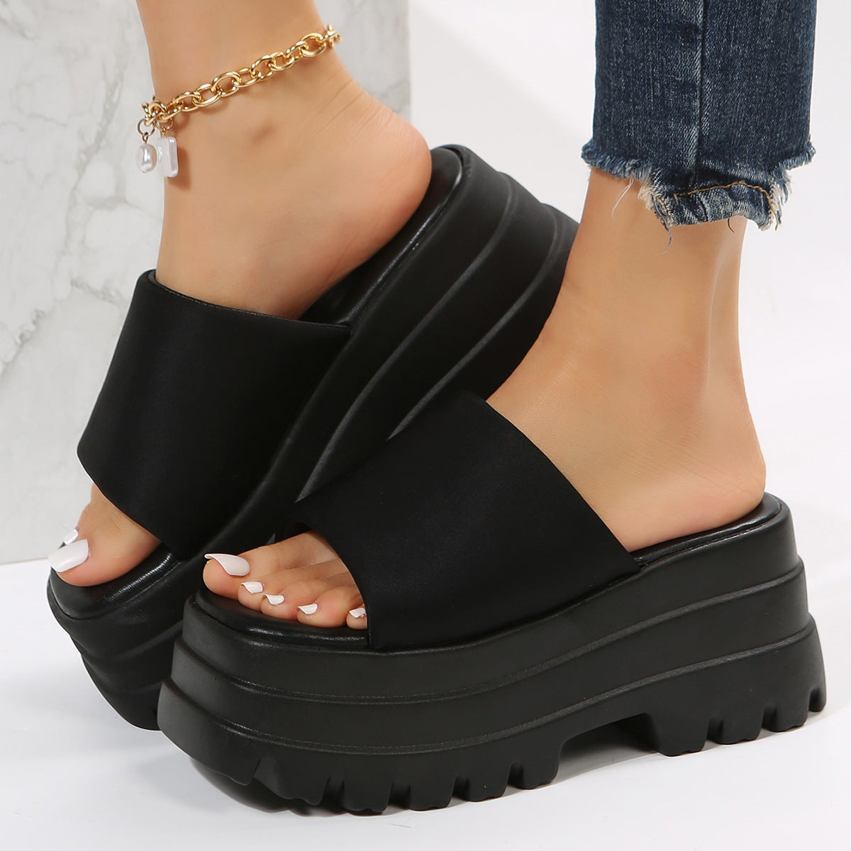 Eleganckie Ortopedyczne Buty z Unikalnym Wzorem