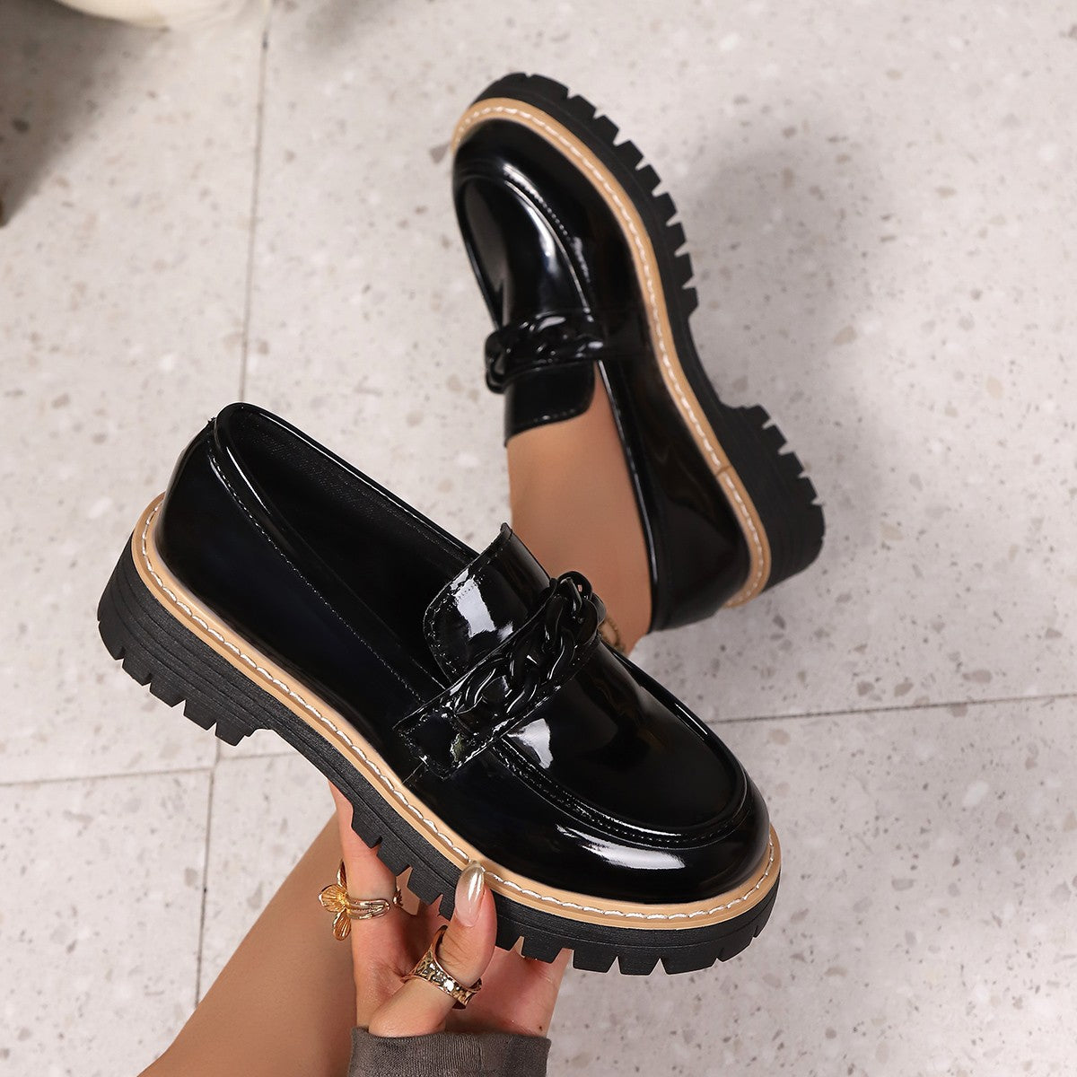 Klasyczne Ortopedyczne Buty w Ponadczasowym Stylu