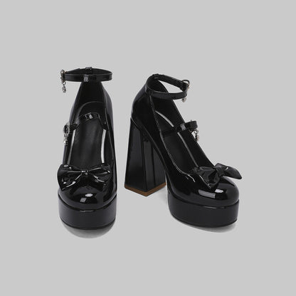 Pełne Wdzięku Ortopedyczne Buty w Nowoczesnym Stylu