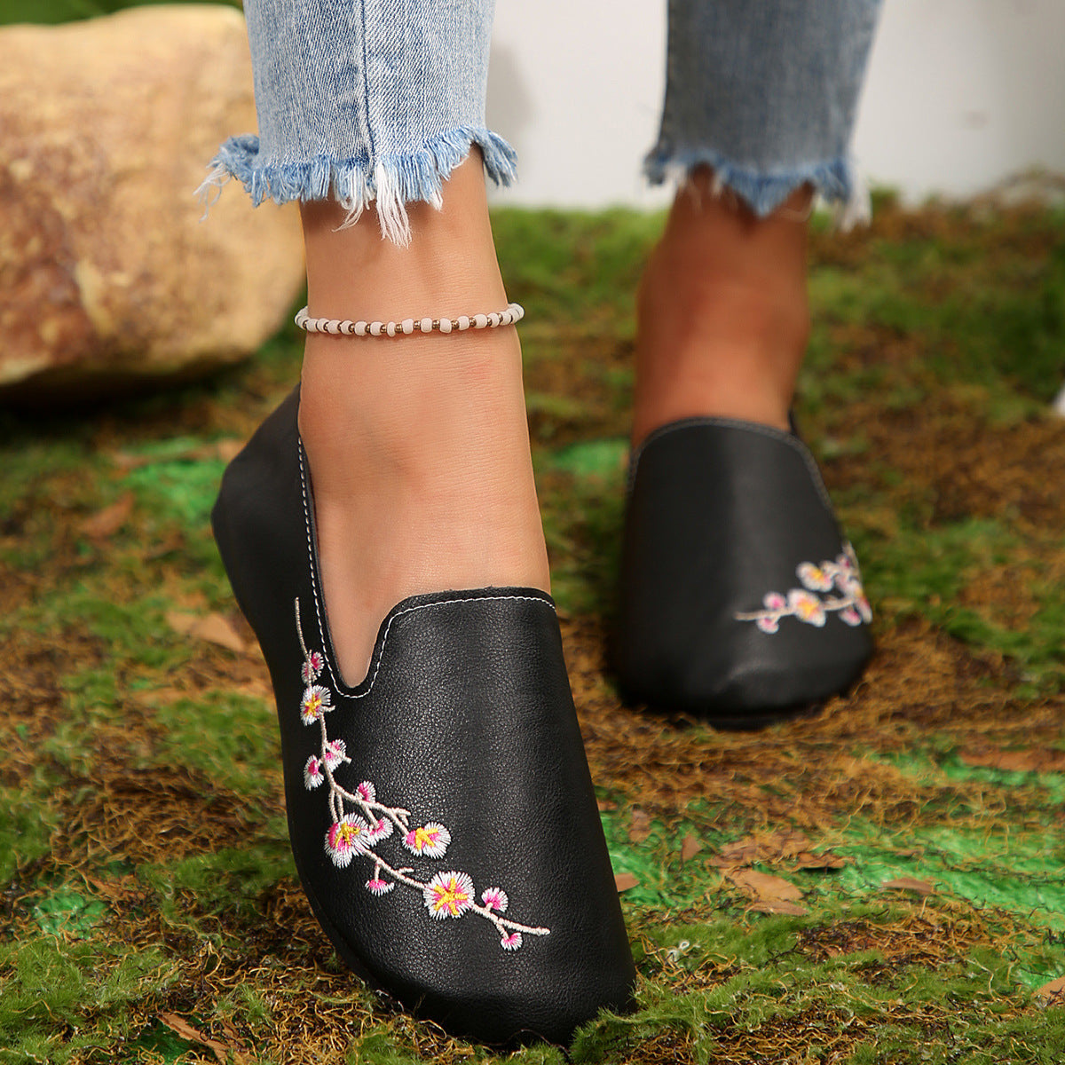 Eleganckie Ortopedyczne Buty z Unikalnym Wzorem