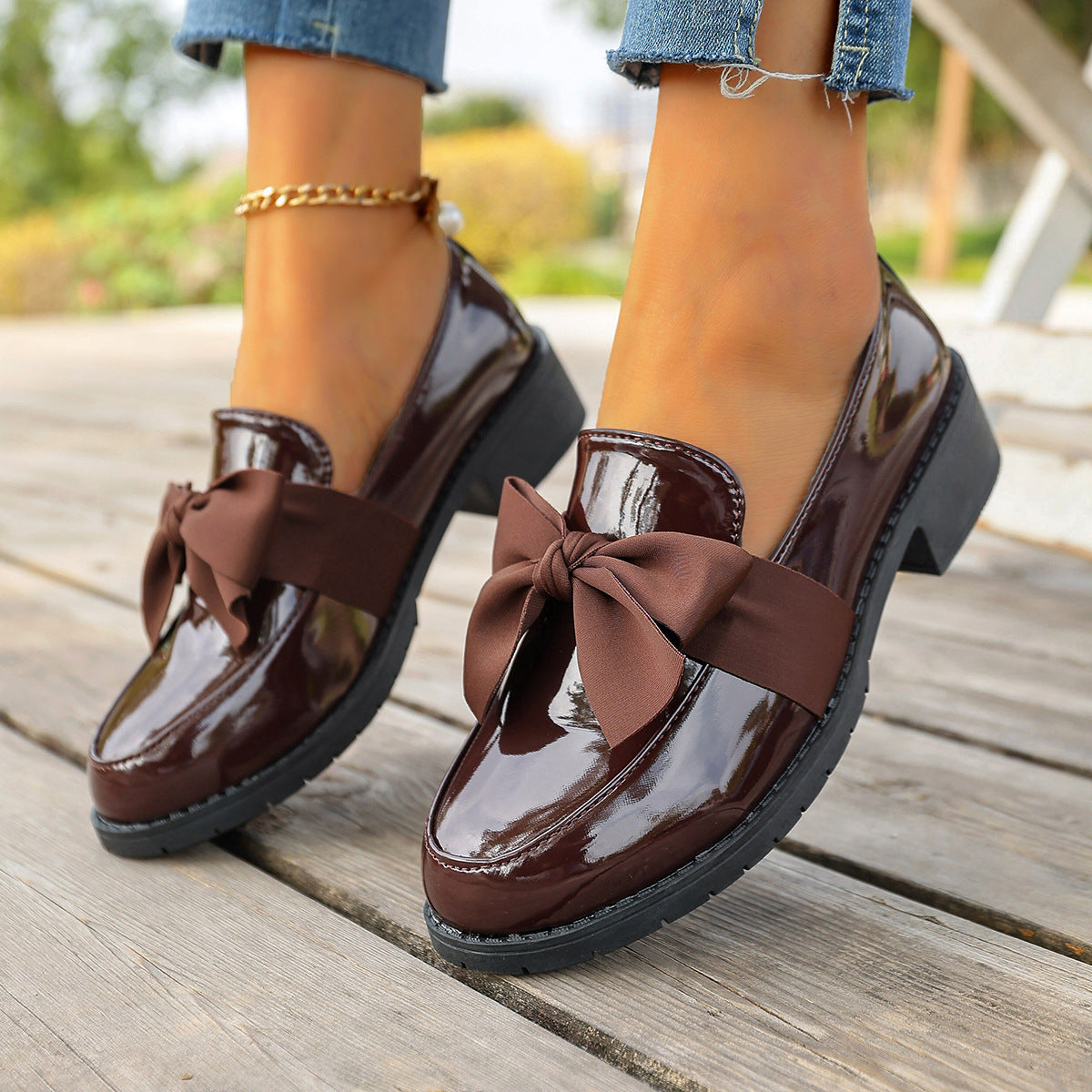 Pełne Wdzięku Ortopedyczne Buty w Nowoczesnym Stylu