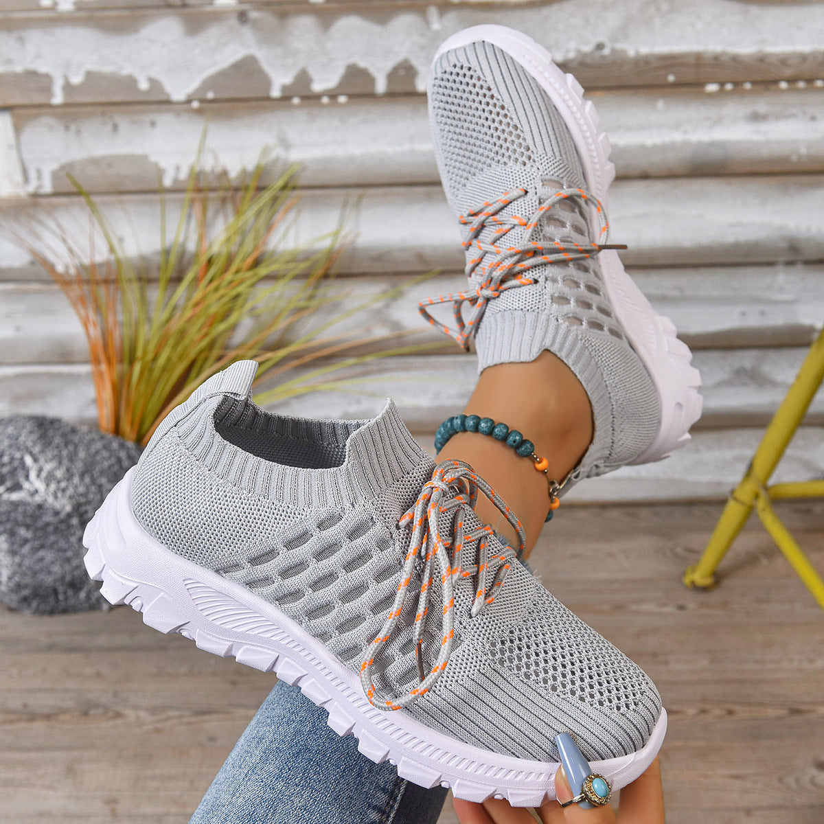 Pięknie Wykonane Ortopedyczne Sneakersy