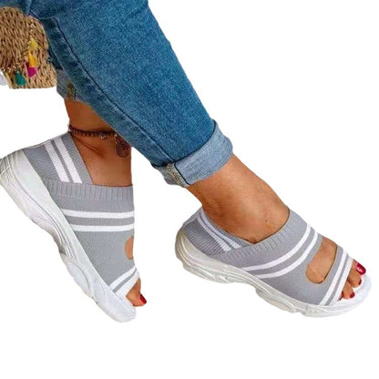 Pięknie Wykonane Ortopedyczne Sandały