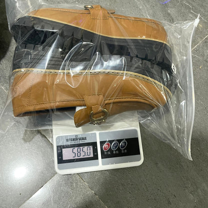 Eleganckie Ortopedyczne Buty z Unikalnym Wzorem