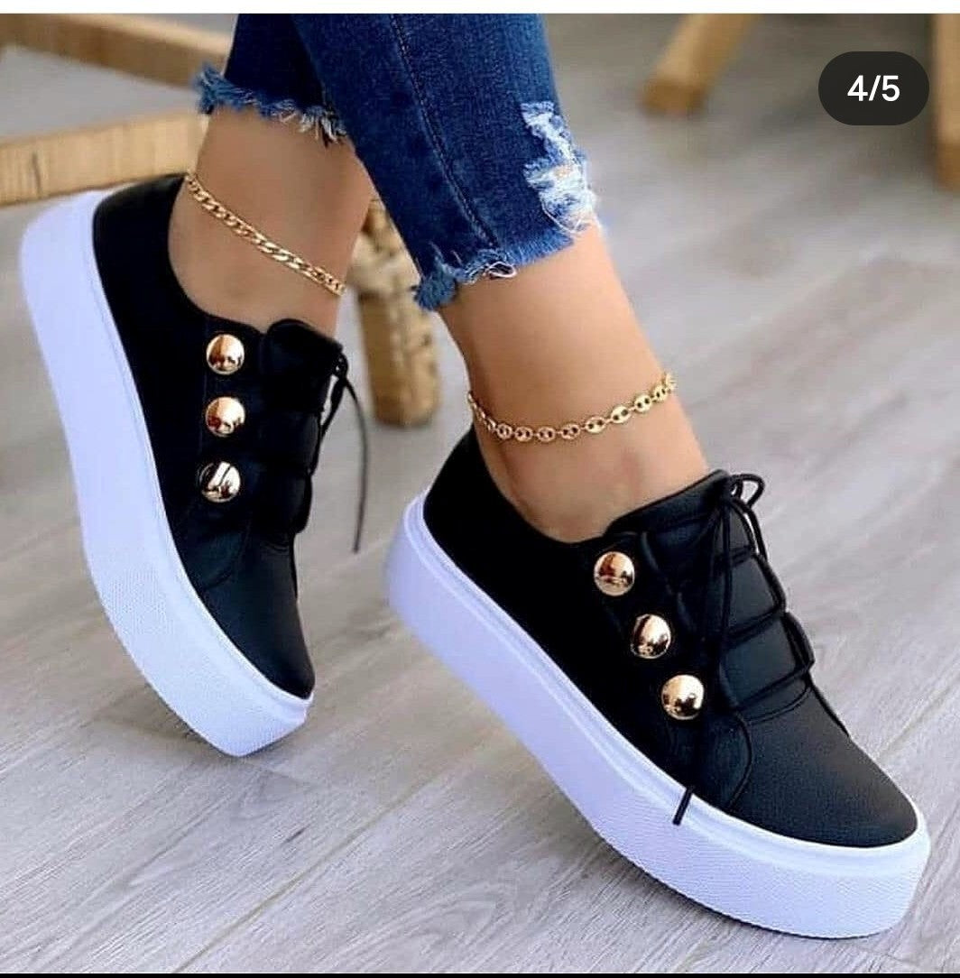 Eleganckie Ortopedyczne Buty z Unikalnym Wzorem