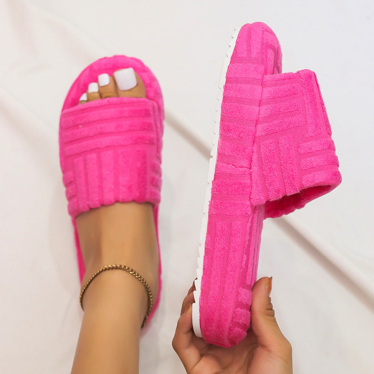 Eleganckie Ortopedyczne Buty z Unikalnym Wzorem
