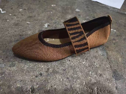 Eleganckie Ortopedyczne Buty z Unikalnym Wzorem