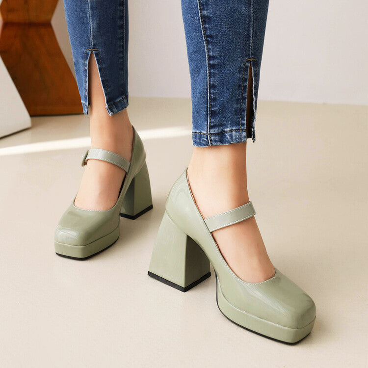 Eleganckie Ortopedyczne Buty z Unikalnym Wzorem