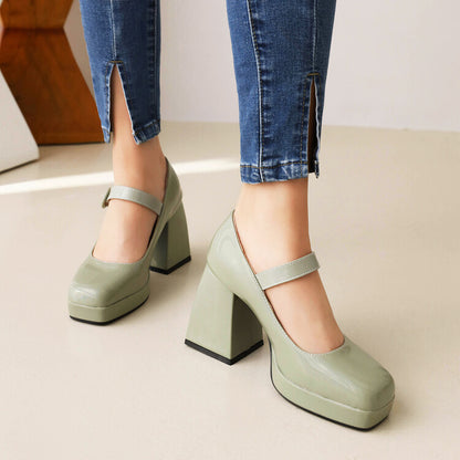 Eleganckie Ortopedyczne Buty z Unikalnym Wzorem
