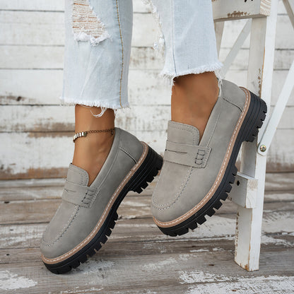 Eleganckie Ortopedyczne Buty z Unikalnym Wzorem