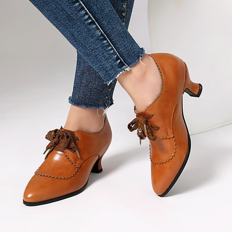 Eleganckie Ortopedyczne Buty z Unikalnym Wzorem