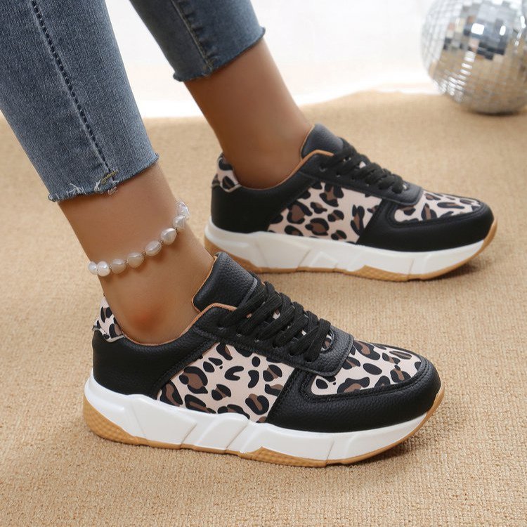 Eleganckie Ortopedyczne Buty z Unikalnym Wzorem