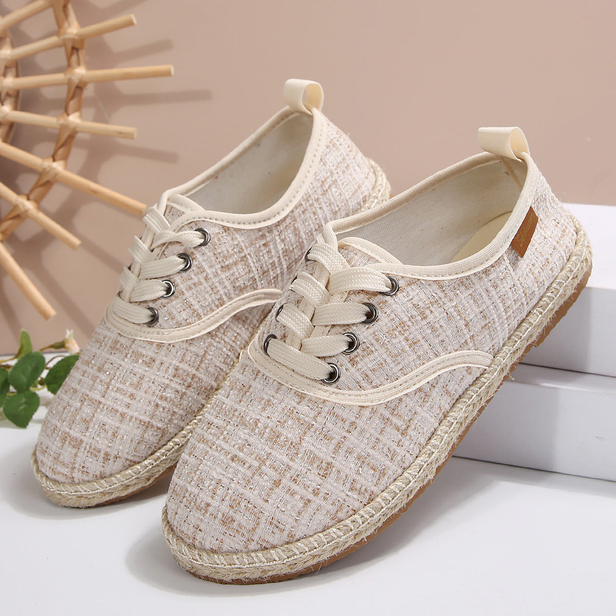Eleganckie Ortopedyczne Buty z Unikalnym Wzorem