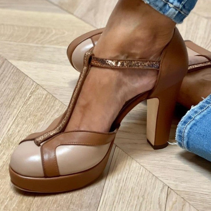 Eleganckie Ortopedyczne Buty z Unikalnym Wzorem