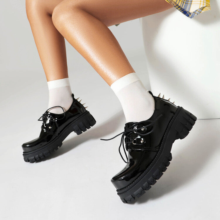 Pełne Wdzięku Ortopedyczne Buty w Nowoczesnym Stylu
