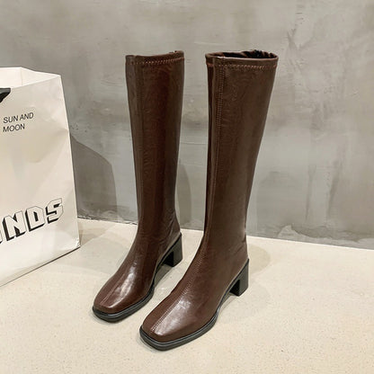 Pełne Wdzięku Ortopedyczne Kozaki w Nowoczesnym Stylu