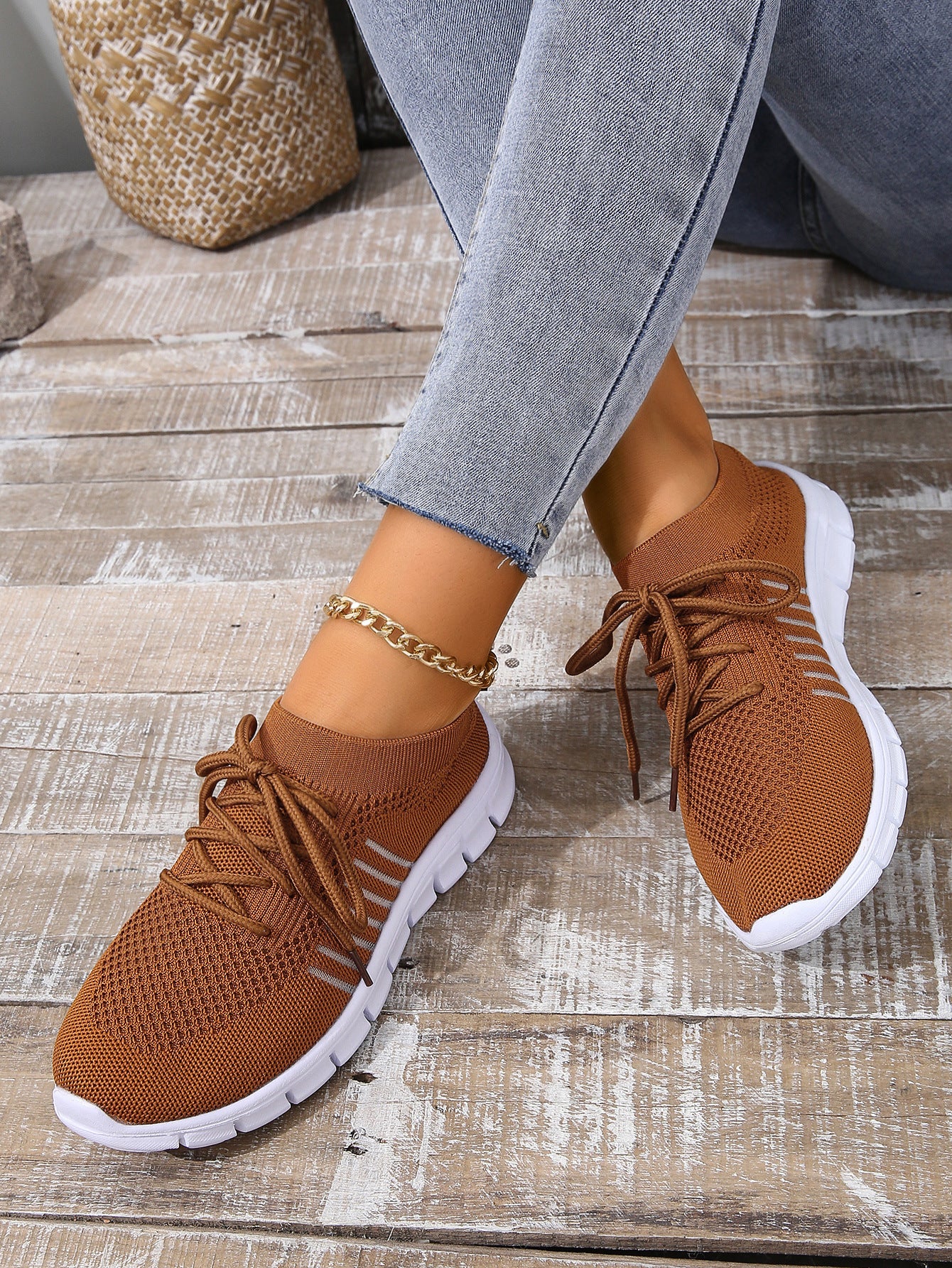 Eleganckie Ortopedyczne Buty z Unikalnym Wzorem