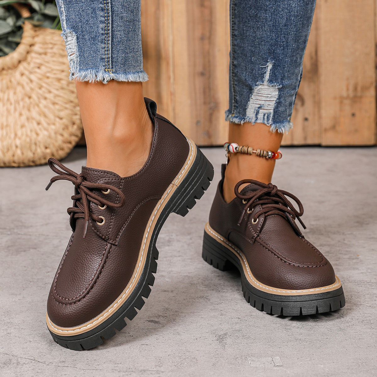 Eleganckie Ortopedyczne Buty z Unikalnym Wzorem