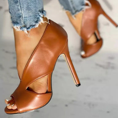 Pięknie Wykonane Ortopedyczne Sandały