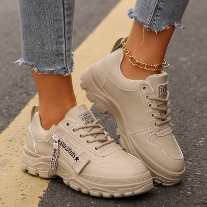 Eleganckie Ortopedyczne Buty z Unikalnym Wzorem