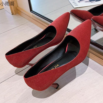 Eleganckie Ortopedyczne Buty z Unikalnym Wzorem