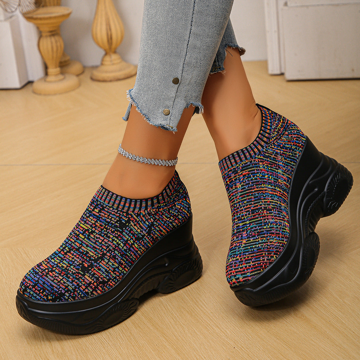 Eleganckie Ortopedyczne Buty z Unikalnym Wzorem