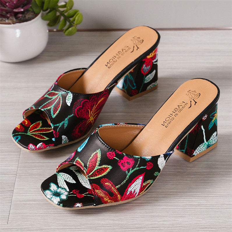 Eleganckie Ortopedyczne Buty z Unikalnym Wzorem