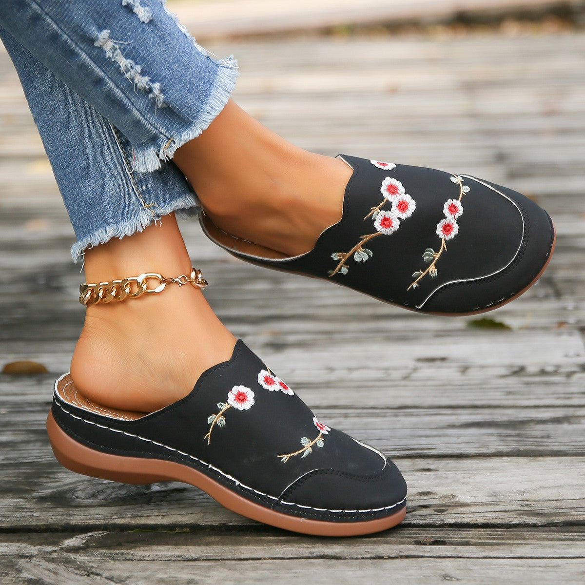 Eleganckie Ortopedyczne Buty z Unikalnym Wzorem