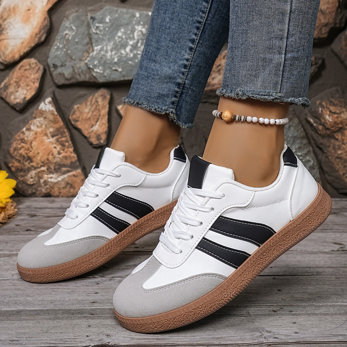 Pięknie Wykonane Ortopedyczne Sneakersy