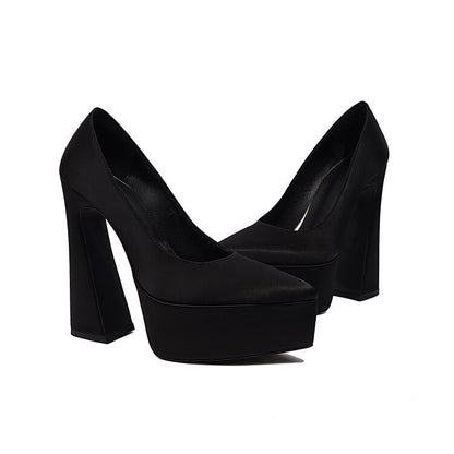 Klasyczne Ortopedyczne Buty w Ponadczasowym Stylu