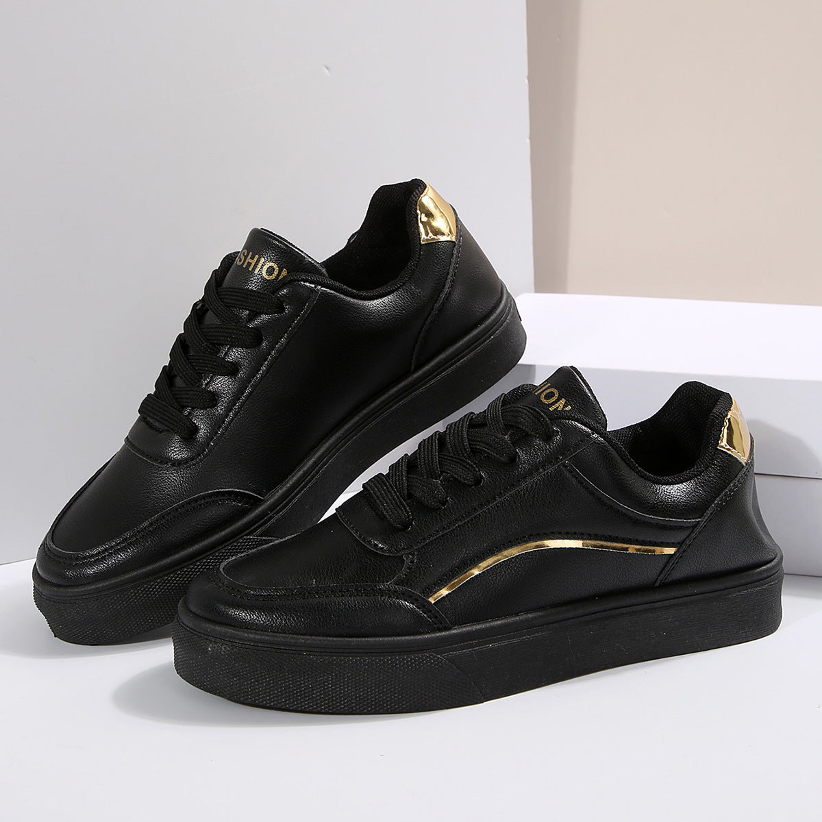 Eleganckie Ortopedyczne Buty z Unikalnym Wzorem