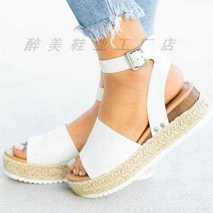 Pełne Wdzięku Ortopedyczne Sandały w Nowoczesnym Stylu