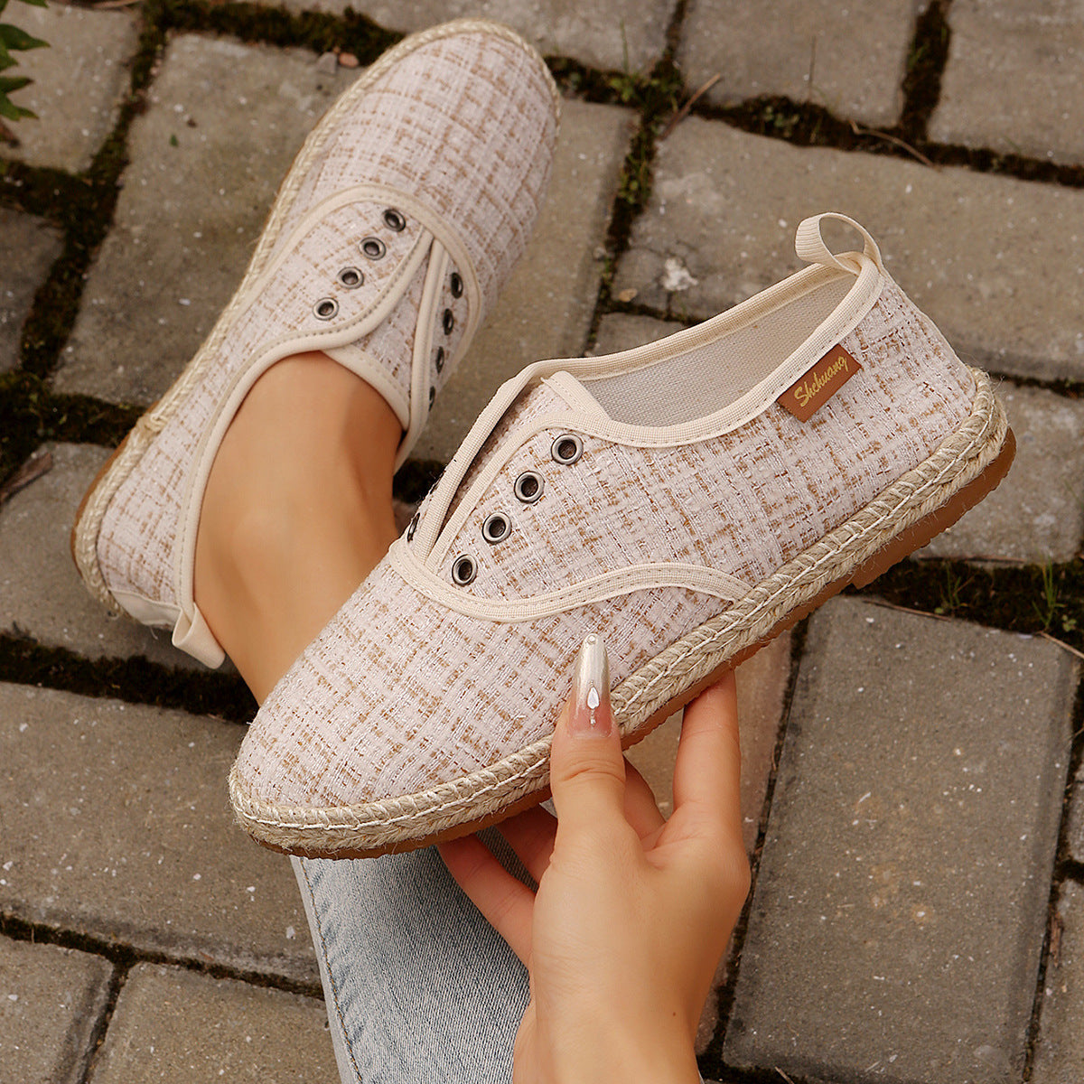 Eleganckie Ortopedyczne Buty z Unikalnym Wzorem