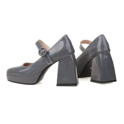 Eleganckie Ortopedyczne Buty z Unikalnym Wzorem