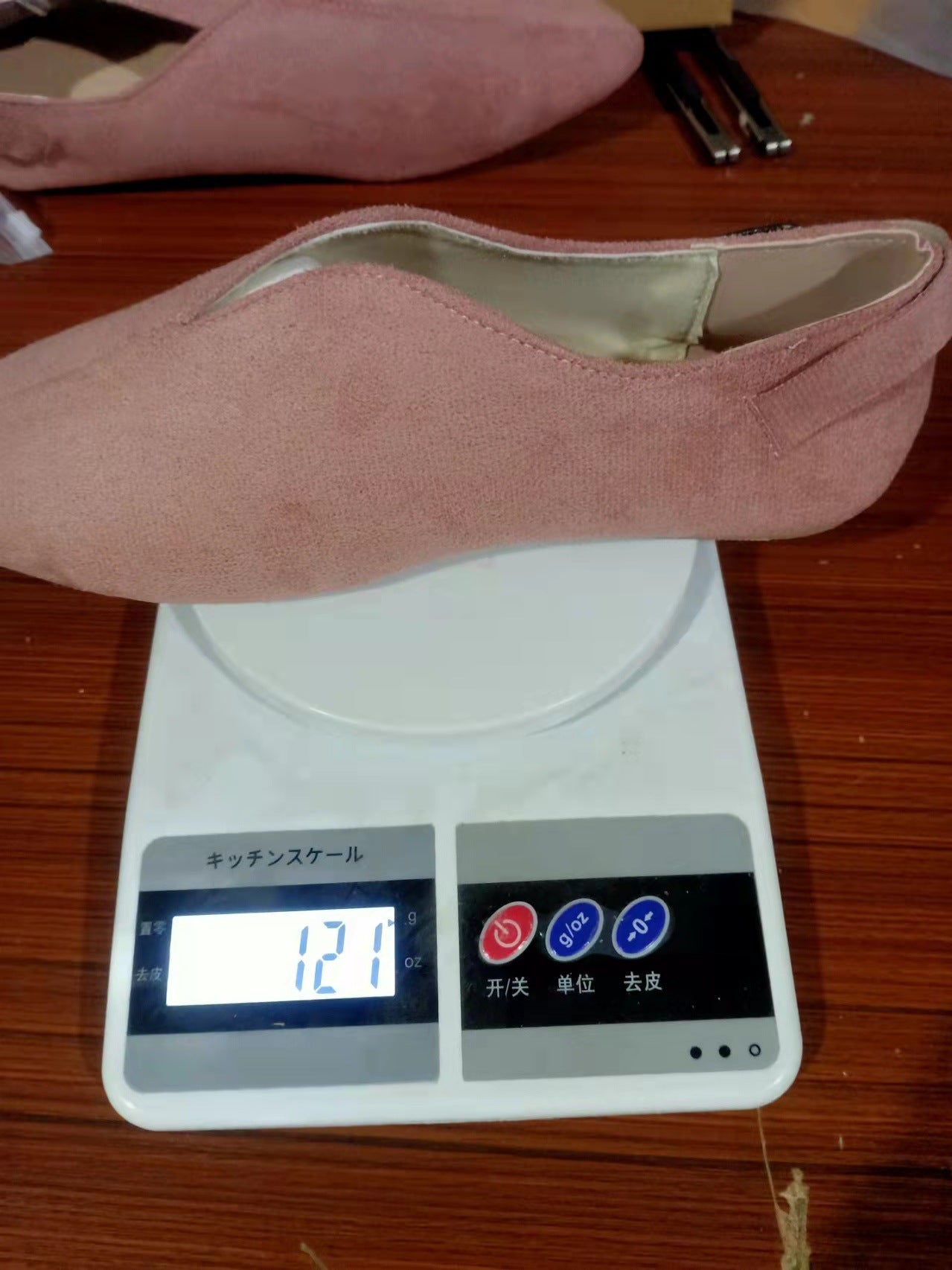 Eleganckie Ortopedyczne Buty z Unikalnym Wzorem