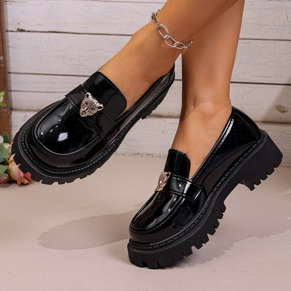Pełne Wdzięku Ortopedyczne Buty w Nowoczesnym Stylu